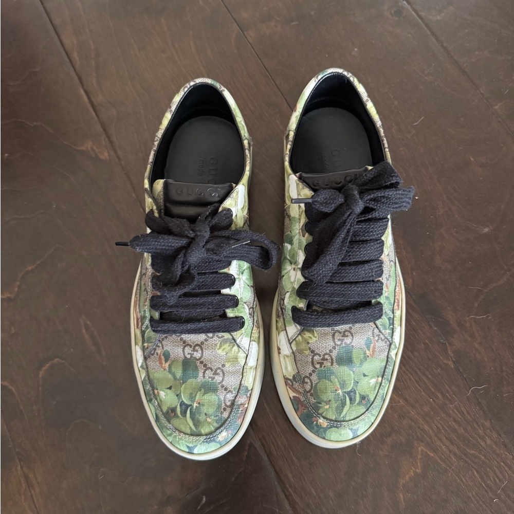 Gucci sneakers